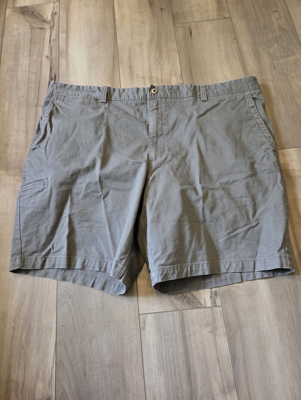 Duluth Trading Men's Flex Ballroom Khaki Shorts